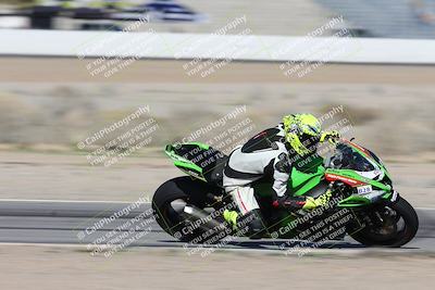 media/Jan-15-2026-Racers Edge (Thu) [[dfebeb70ab]]/3-B Group/Session 2 (Turn 15 Inside Pans)/